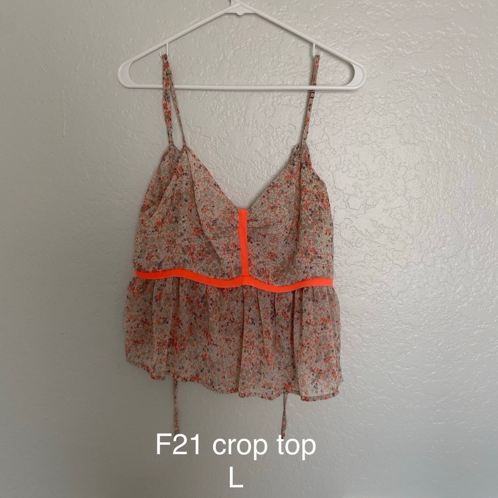 Crop top